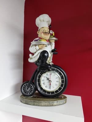 Italian Bistro Chef With A Working Clock & Matching Fat Chef Plate Kitchen Decor - Thumbnail 3