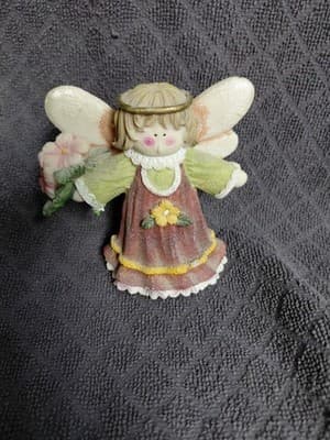 Lot (6) Figurines for Birthday Month of August! Vintage Hallmark, Enesco Ect... - Thumbnail 3