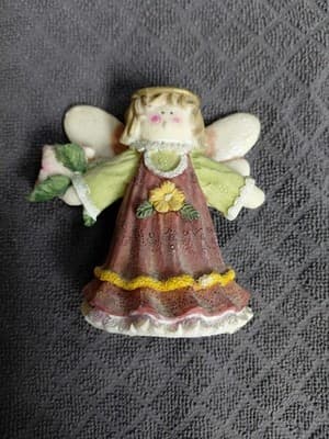 Lot (6) Figurines for Birthday Month of August! Vintage Hallmark, Enesco Ect... - Thumbnail 2