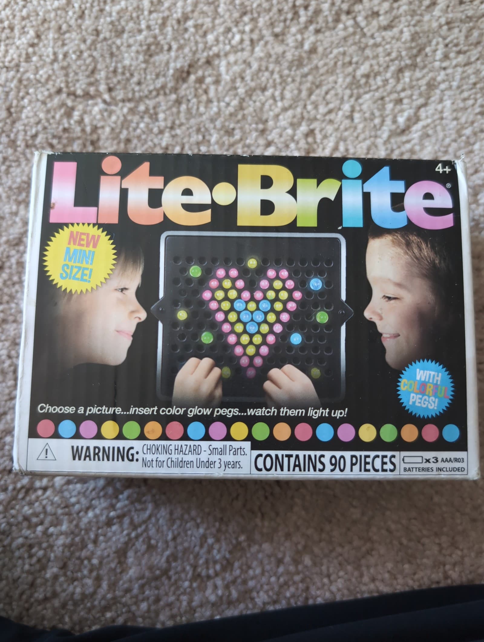 Hasbro Mini Lite Brite New never opened - Image 1