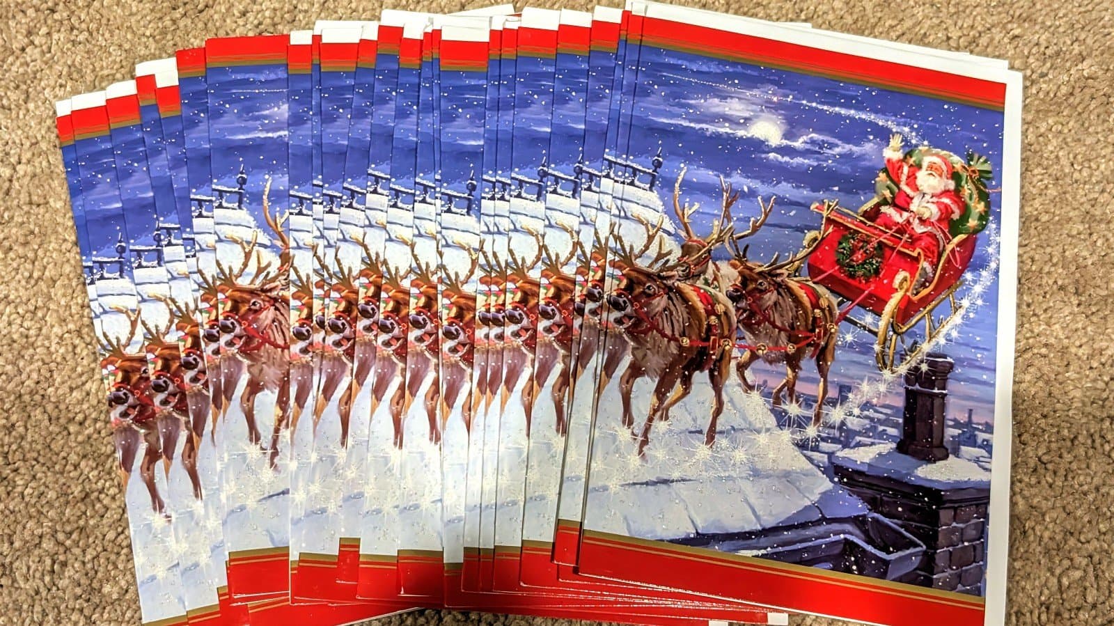 25 Colorful American Greetings Christmas Cards. New w/ Envelopes. - Image 1