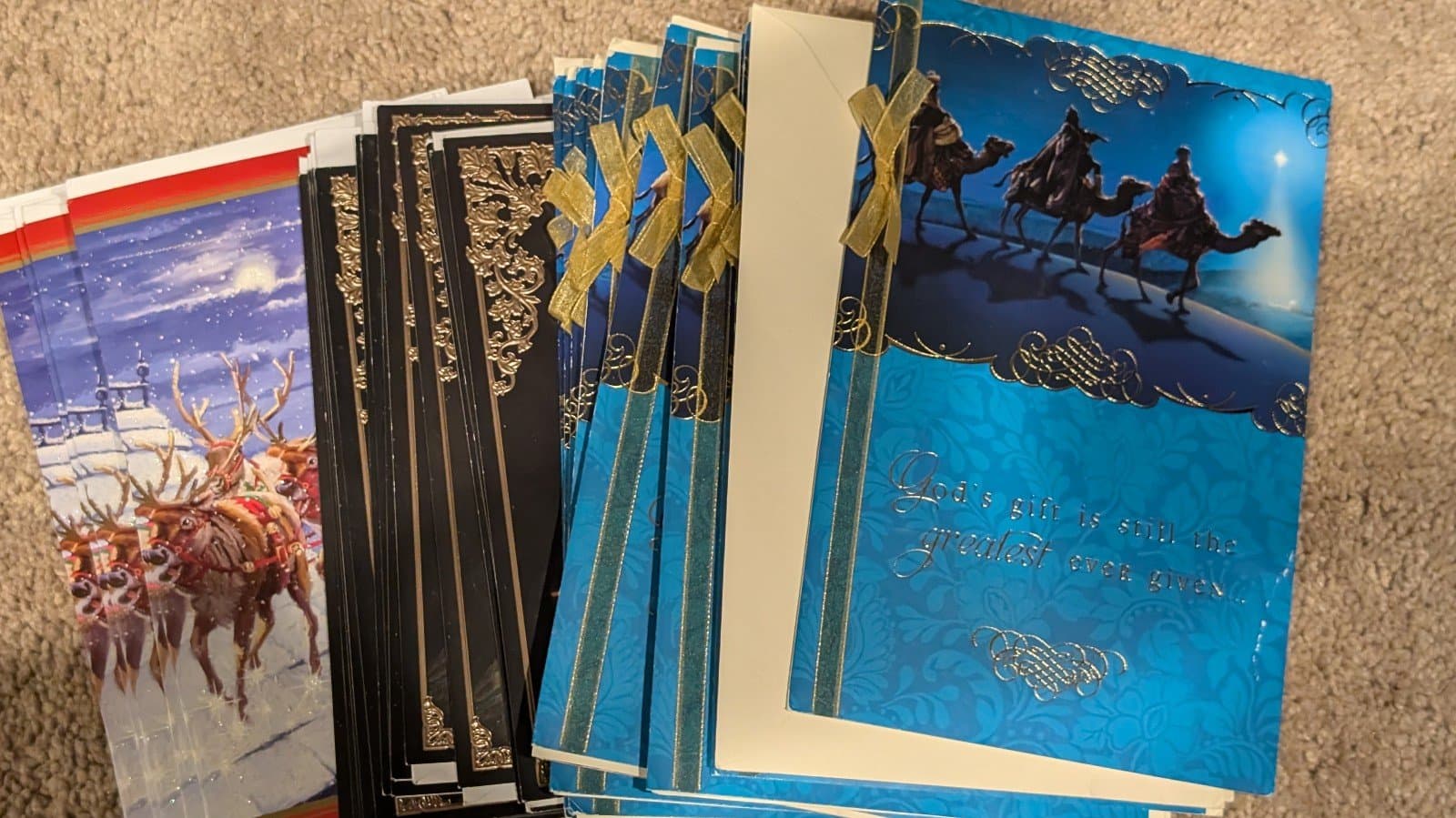 Huge bundle of 39 Christmas Cards by American Greetings and DaySpring. New - Thumbnail 8