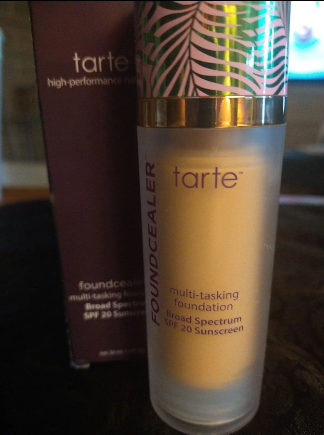 Tarte Babassu Foundcealer Skincare Foundation 48S Tan Deep Sand. - Image 1