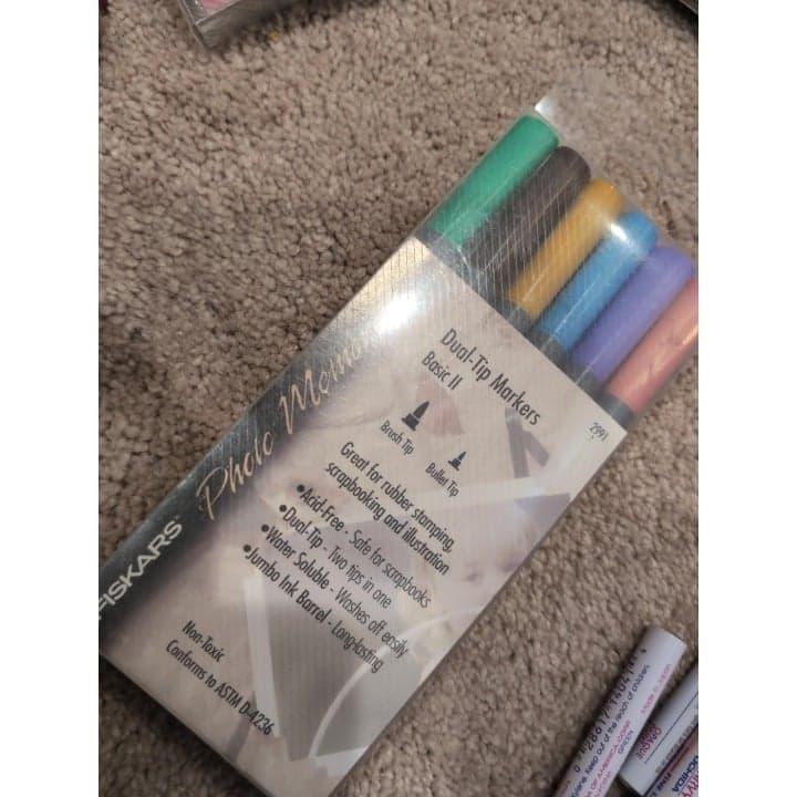Fiskars Basic II Dual-Tip Markers Brush Bullet Acid-Free Water Soluble - Thumbnail 2