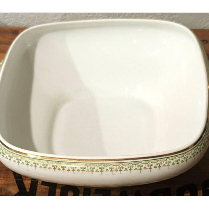 LIMOGES FRANCE JEAN POUYAT - COVERED HANDLED SERVING DISH Gold/Green Trim 8in - Thumbnail 3