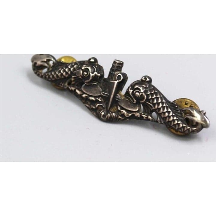 Vintage United States Navy Submarine Dolphins badge Sterling Silver - Thumbnail 2