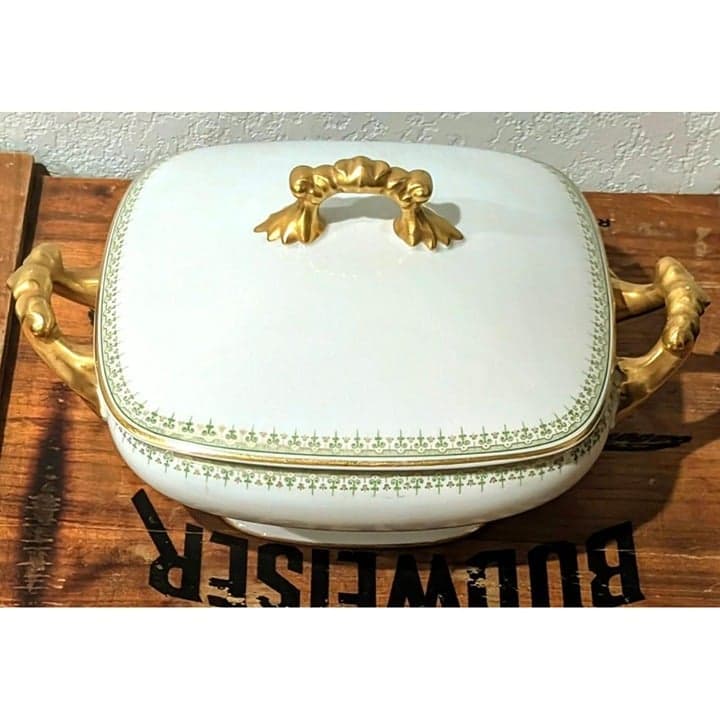 LIMOGES FRANCE JEAN POUYAT - COVERED HANDLED SERVING DISH Gold/Green Trim 8in - Image 1