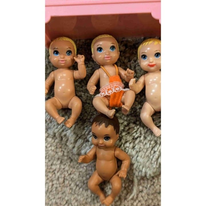 Mattel Barbie Babysitter Career Toy Set With Baby Dolls Accessories - Thumbnail 6