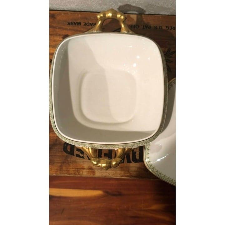 LIMOGES FRANCE JEAN POUYAT - COVERED HANDLED SERVING DISH Gold/Green Trim 8in - Thumbnail 4