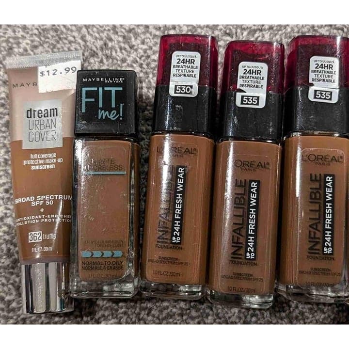 Large lot of great brands of Dark Foundation & Concealer A Must-have. - Thumbnail 2