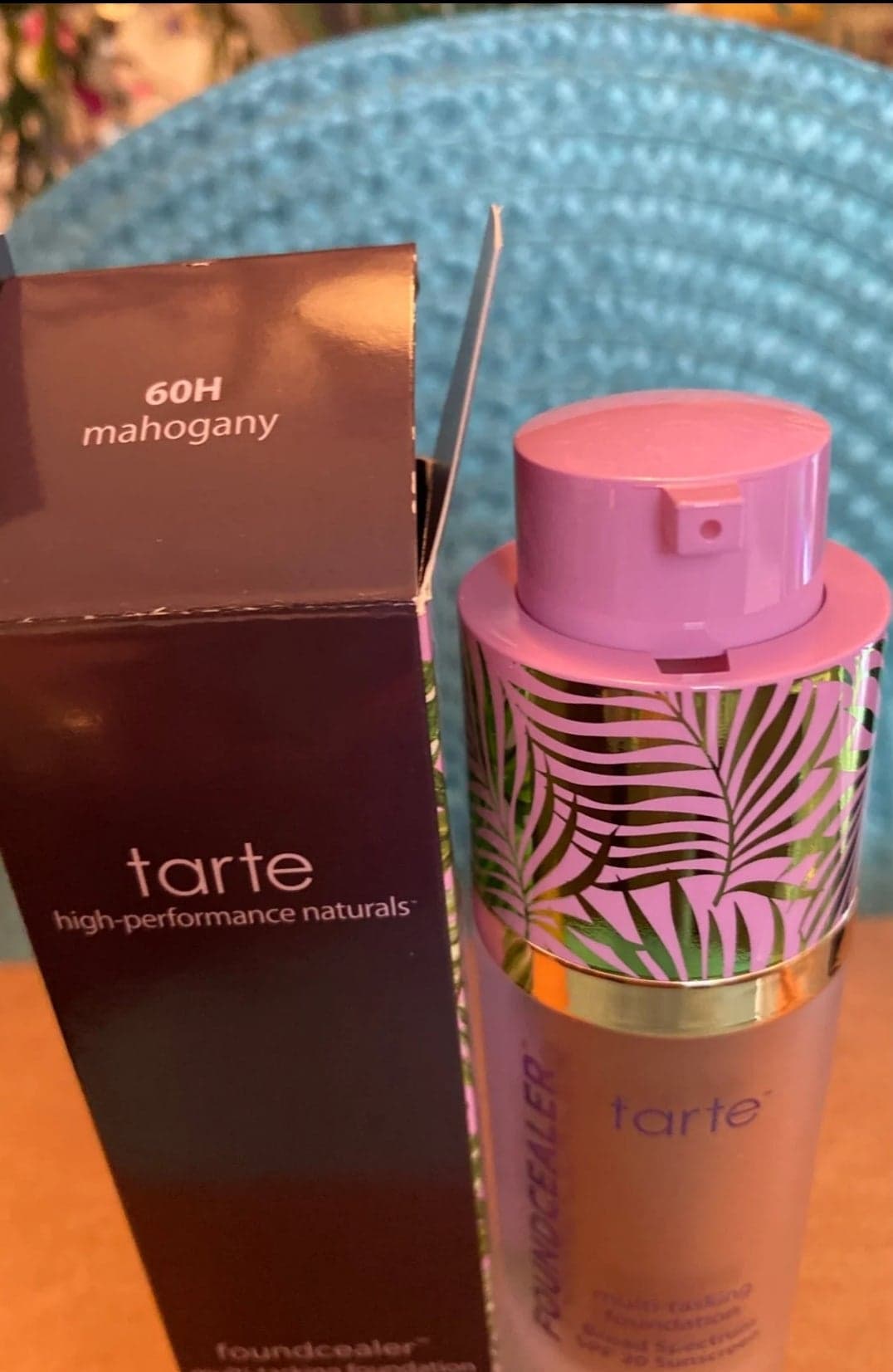 Tarte Babassu Foundcealer Skincare Foundation 60H Mahogany. - Thumbnail 2
