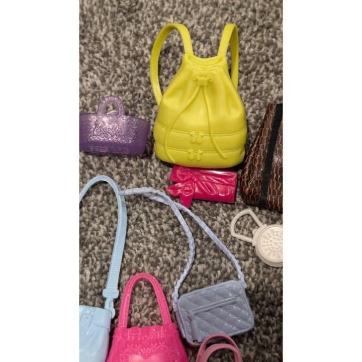 Barbie Vintage Various Styles Plastic Doll Accessories Backpacks Handbags - Thumbnail 4