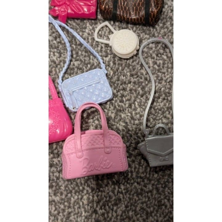 Barbie Vintage Various Styles Plastic Doll Accessories Backpacks Handbags - Thumbnail 3