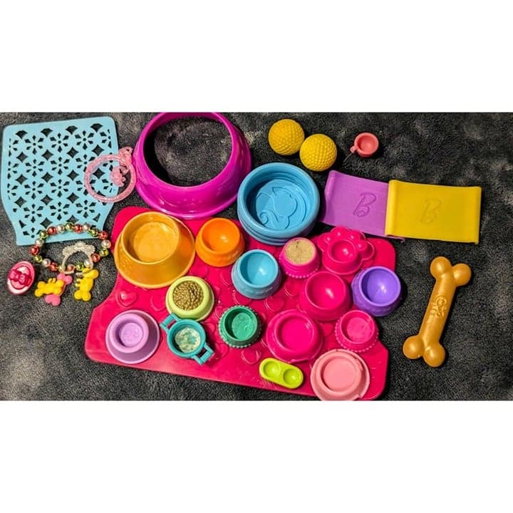 Barbie Doll Pet Playset Cats Dogs Park Kennels Fences Accessories - Thumbnail 5