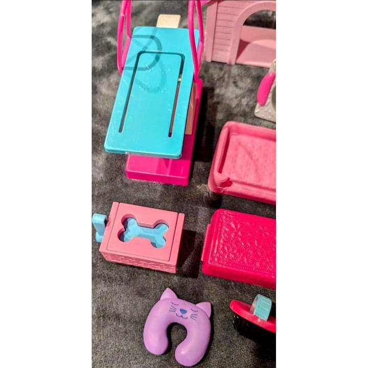 Barbie Doll Pet Playset Cats Dogs Park Kennels Fences Accessories - Thumbnail 10