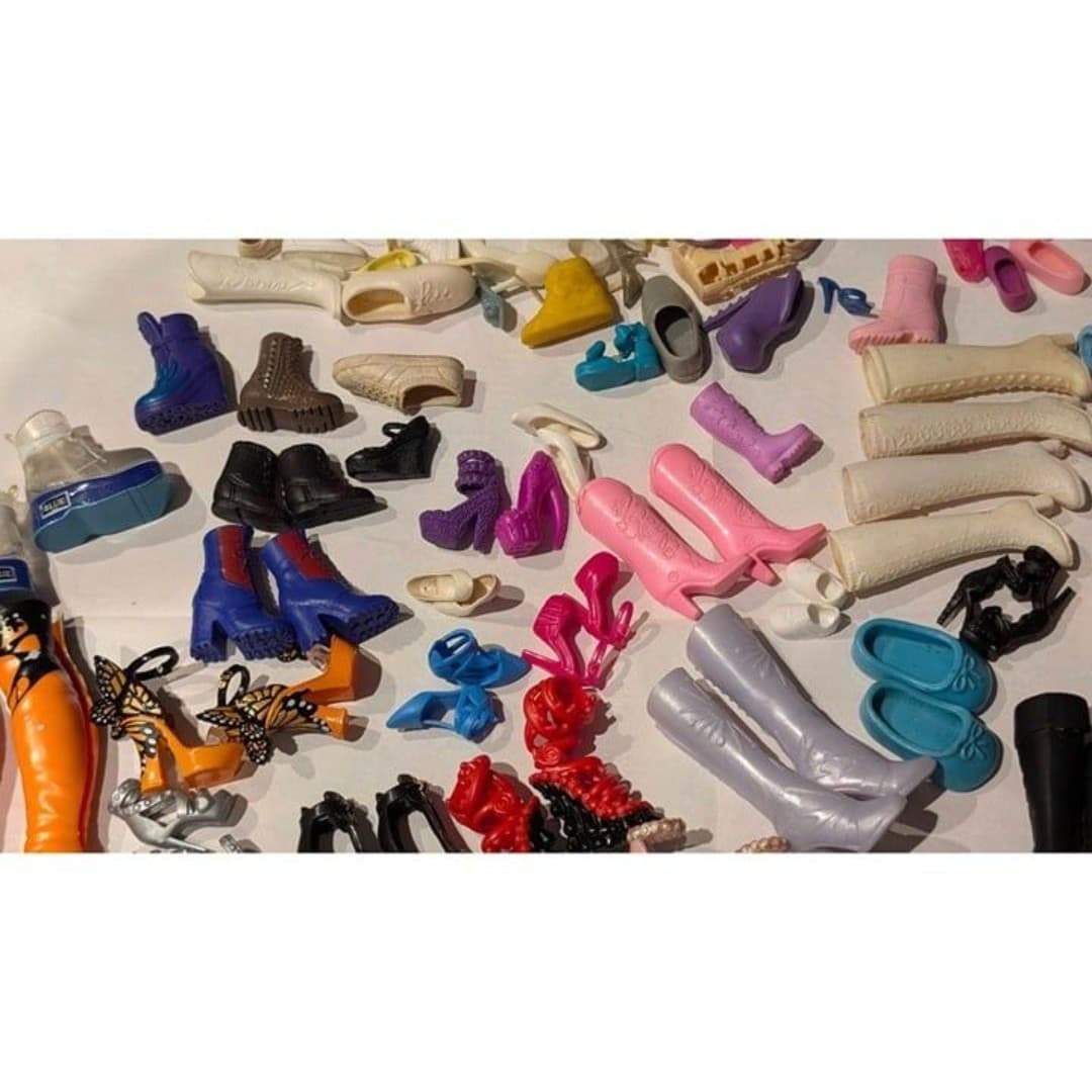 Mattel Vintage Assorted Styles Barbie Monster High and Rainbow High Shoes - Thumbnail 5