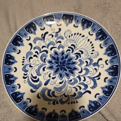 Delft Blue and White Floral Ceramic Decorative Plate Glossy Round Netherlands - Image 1