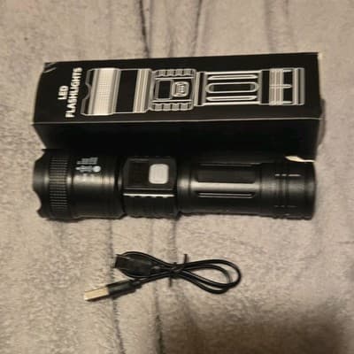 LED Rechargeable Metal Flashlight 3.7V Battery Powered Black w/ USB Cable - Image 1