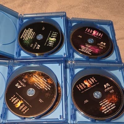 Jim Henson Company Farscape Complete Series Blu-ray Box Set w/ Deleted Scenes - Thumbnail 5