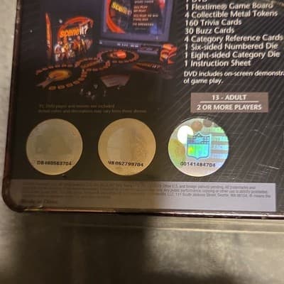Screenlife Sports Scene It? ESPN DVD Board Game w/ Metal Tokens & Trivia Cards - Thumbnail 3