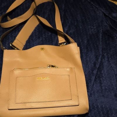 Steve Madden Pebbled Shoulder Bag Beige Zipper Stitching Accents Women’s - Image 1