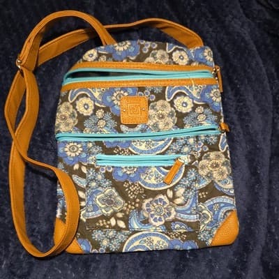 Stone Mountain Floral Crossbody Bag Brown Blue Tan Zipper Accents Strap - Image 1