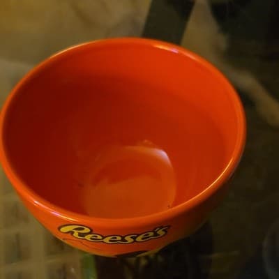 Reese's Orange Ceramic Cereal Bowl Candy Print Round Used - Thumbnail 2
