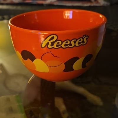 Reese's Orange Ceramic Cereal Bowl Candy Print Round Used - Image 1