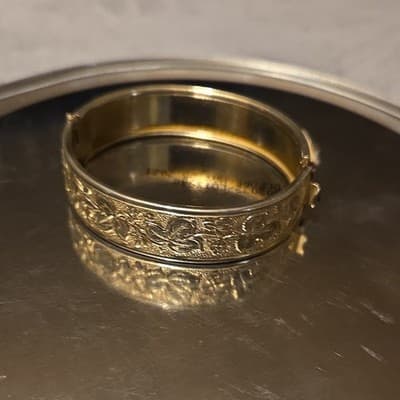 Gold Tone Hinged Bangle Bracelet Faux Fur Leopard Print Animal Theme - Thumbnail 2