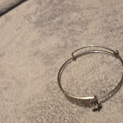 Silver Tone Wire Bangle Bracelet Engraved Inspirational Dangle Charm Metal - Thumbnail 2