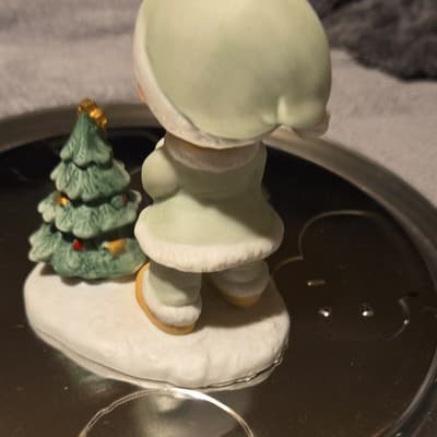 Homco Ceramic Hand Painted Christmas Tree Figurine with Child, Seasonal Decor - Thumbnail 3
