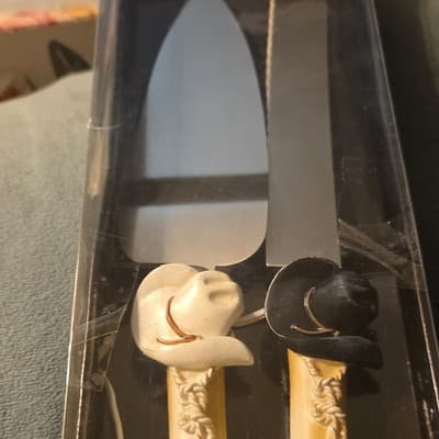 Cowboy Hat Handle Western Cake Knife & Server Set Stainless Steel Resin - Image 1