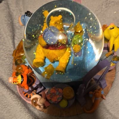 Disney Winnie the Pooh 1993 Snow Globe Tigger Eeyore Collectible Friends Decor - Thumbnail 3
