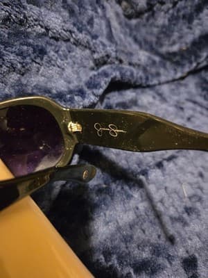 Jessica Simpson Sunglasses With White Case For Sunglasses - Thumbnail 4