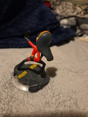 Disney Infinity Violet Figure Collectible - Thumbnail 3