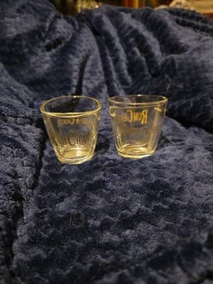 Rum Chata Shot-A-Chata Divided Shot Glass Barware A Pair - Thumbnail 3