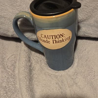Blue Ceramic Travel Coffee Mug with Lid - Novelty 'Caution: Blonde Thinking' - Image 1