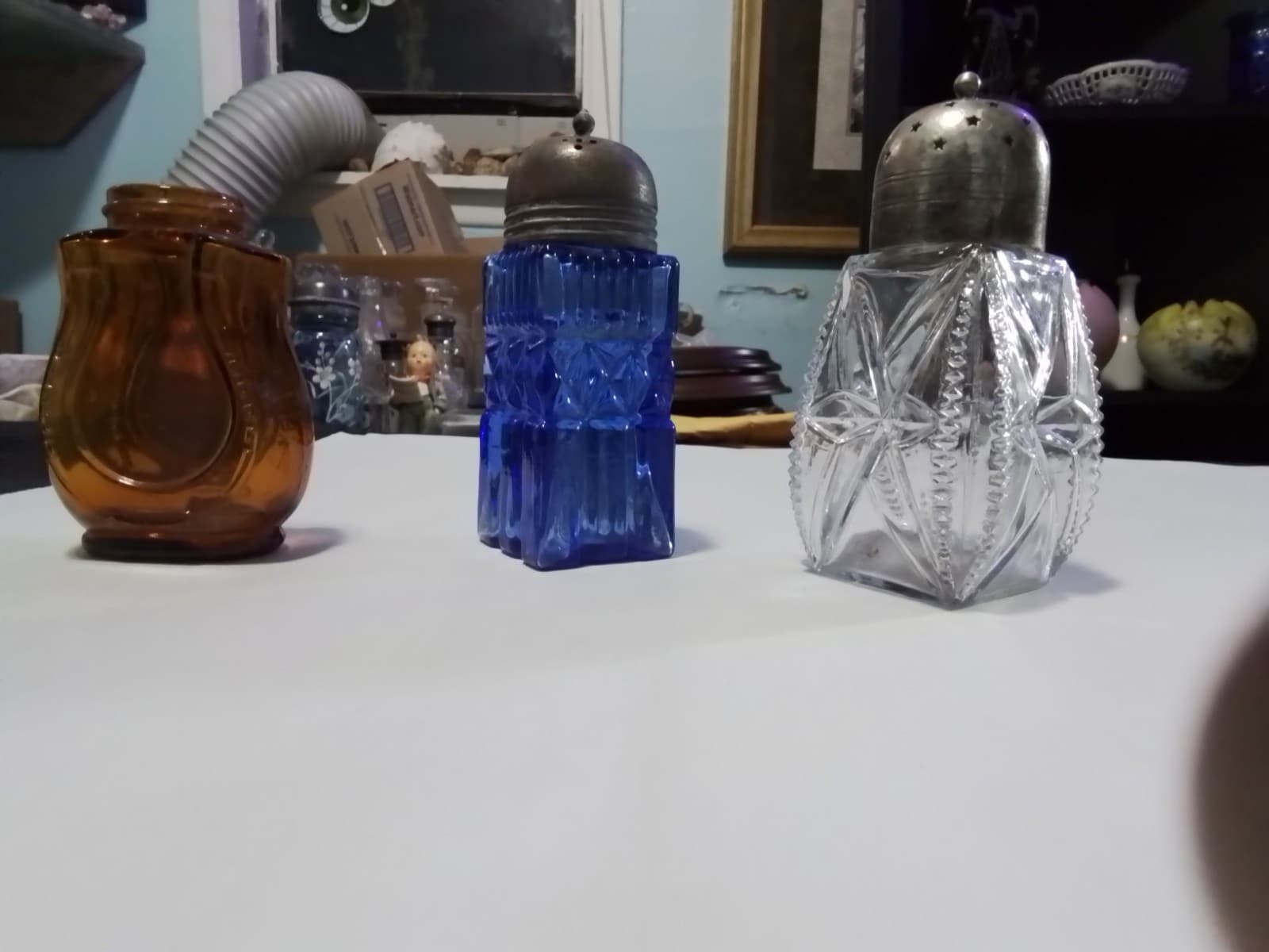 Vantage Sugar Shakers Lot Of 3 - Image 1