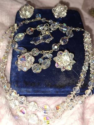 Vintage Laguna Crystal Jewelry Lot Of 5 Mixed - Image 1