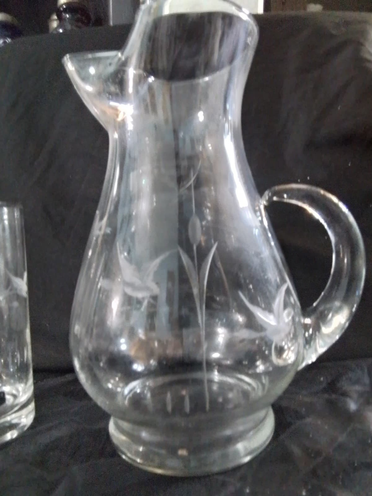 Vintage Mountaineer Hand Cut Glass Picture And Glasses Set Of 8 - Thumbnail 2