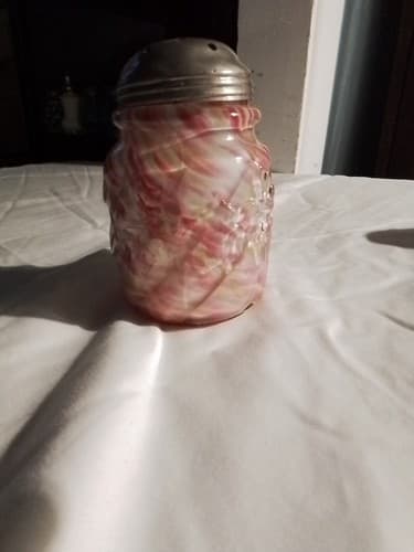 1889 EAPG NORTHWOOD ROYAL IVY RAINBOW SPATTER PINK YELLOW GLASS SUGAR SHAKER - Thumbnail 4