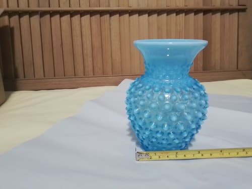 fenton blue opalescent hobnail vase - Thumbnail 3