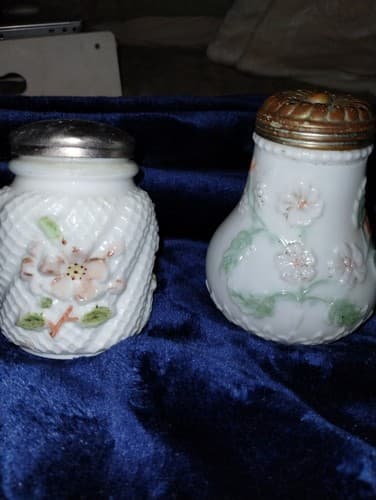 vintage sugar shakes - Image 1
