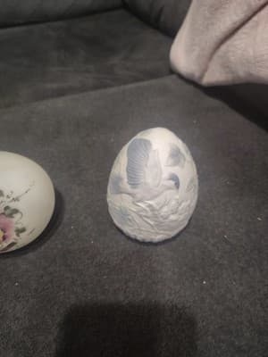 Vintage Eggs Lot Of 2 - Thumbnail 3