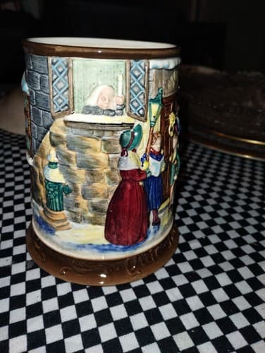 DISCONTINUED ROYAL DOULTON BESWICK 1972 ANNUAL CHRISTMAS CAROL TANKARD MUG - Thumbnail 2
