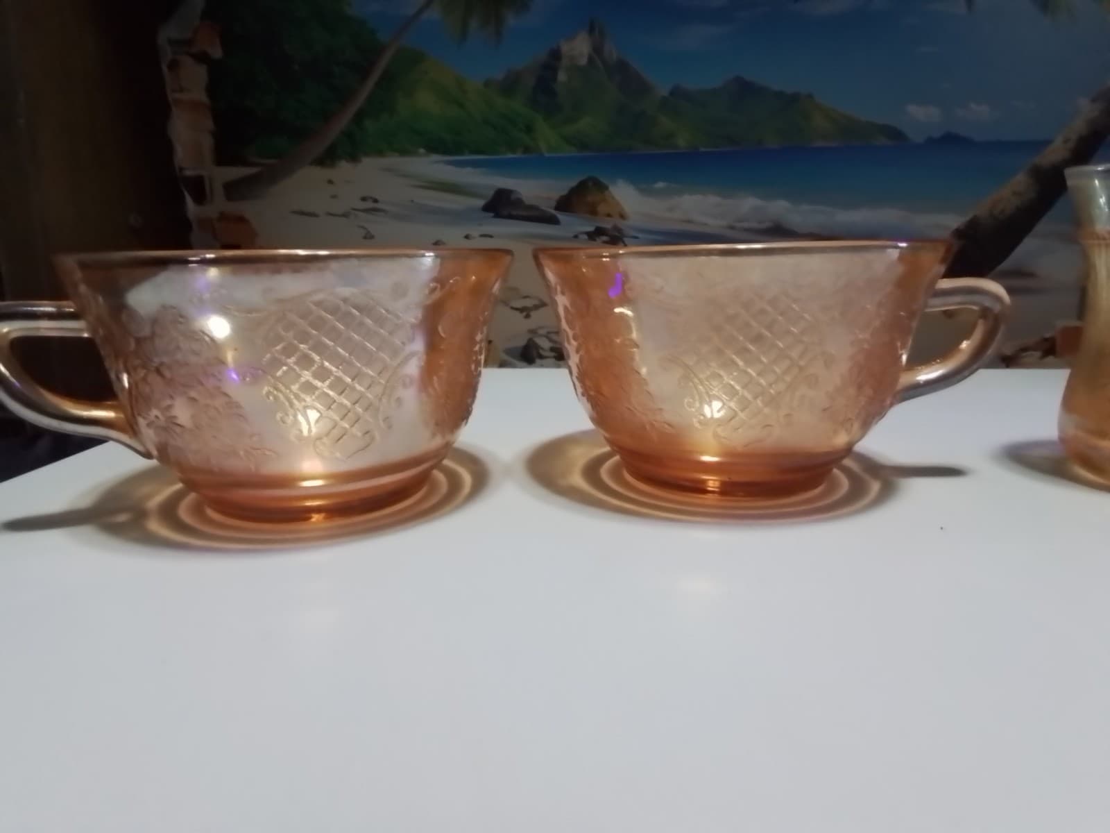 carnival glass vintage Lot Of 4 Glasses - Image 1