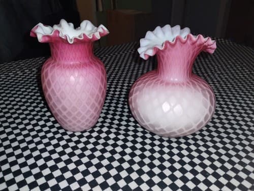 English Diamond Quilted Satan Mother of Pearl Pink Ruffled Vase; 19th Century - Image 1