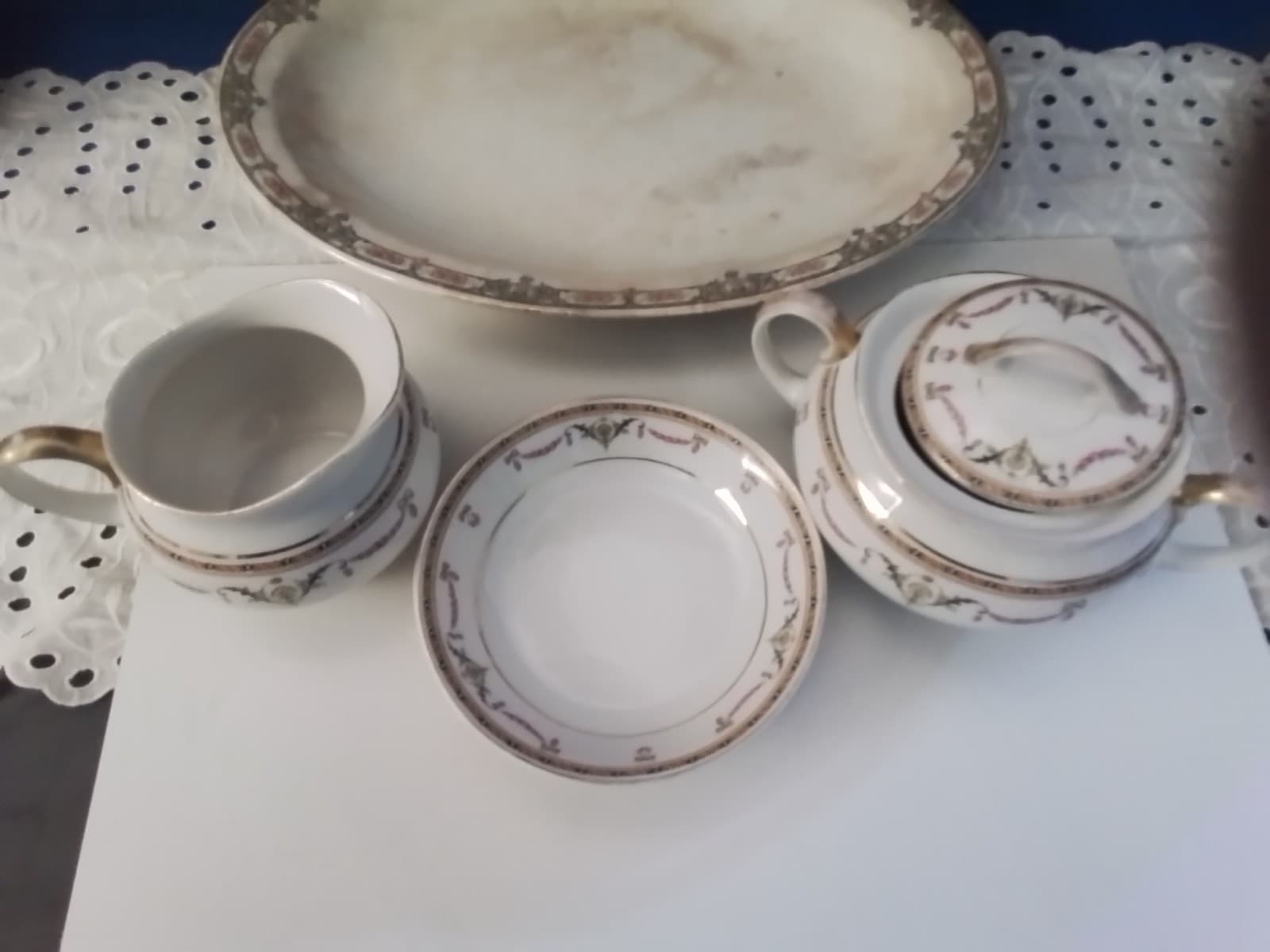 Antique Heinrich & Co Selb Bavaria Creamer And Sugar Bowl set With Ex plates - Thumbnail 6