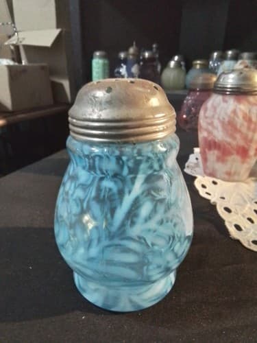 Rare Vintage Blue Opalescent Fern And Daisy Pattern 1895 Sugar Shaker Northwood