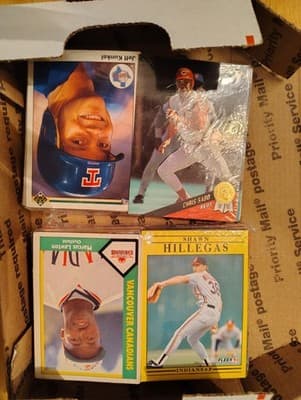 Mystery Box:Vintage Baseball Cards mixed Lot Of 200 - Thumbnail 5